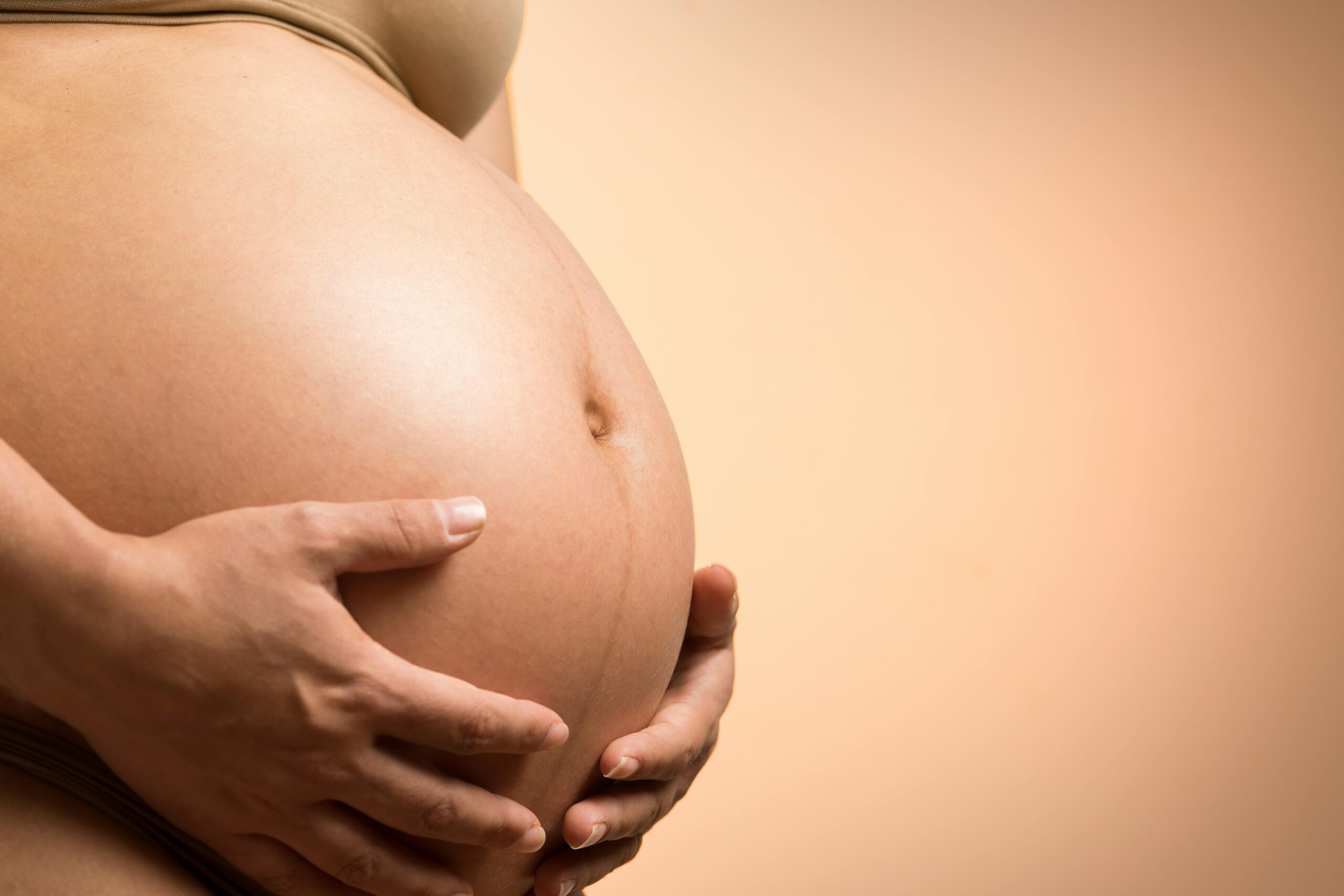 Braxton Hicks vs. Real Contractions - Ready Set Motherhood